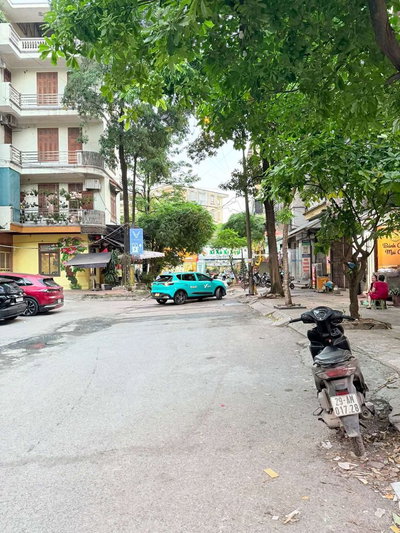 Tôi cần bán nhà 5, tầng, mặt ngõ ô tô chánh đỗ kinh doanh Duy Tân.