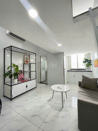 Phòng trọ  30m2 giá rẻ có gác lửng  ngay trung tâm quận Bình Thạnh