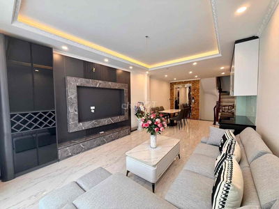 BÁN NHÀ HOÀNG QUỐC VIỆT -VIEW HỒ - LÔ GÓC - GARA Ô TÔ - THANG MÁY- KD