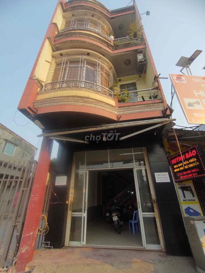 CHO THUÊ MẶT BẰNG TÔN ĐỨC THẮNG GẦN BX TT, CÓ THƯƠNG LƯỢNG