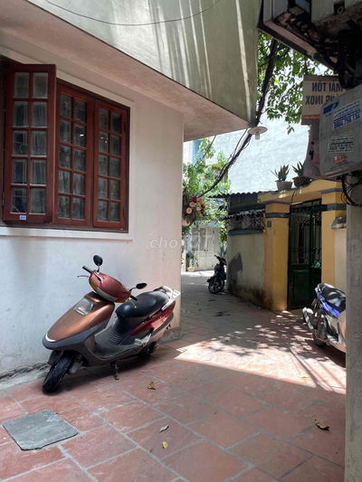 Nhanh! Khương Trung, 30m ra ô tô, nhà đẹp, dân xây. 32mx5T. Chỉ 6,2 ty