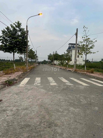 BÁN ĐẤT SÁT BÊN KDC PHÚC HIẾU - ĐỐI DIỆN AEOL MALL BIÊN HOÀ