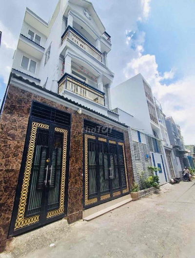 Giá Tốt Quận 7 Nhà 4 Tầng 4pn 4wc 6m*11m Sh Riêng Hoàn Công Đủ