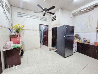 BÁN GẤP NHÀ CẤP 4 - HUỲNH TẤN PHÁT - PHÚ THUẬN - QUẬN 7 - DT : 6x18