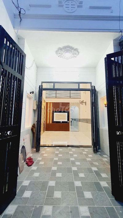 Nhà đẹp sang trọng 3,5mx15m. Hậu 4m