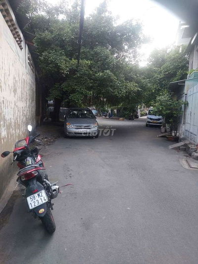 BÁN NHÀ QUẬN 11- 8x5-HẺM ÔTÔ -VỪA Ở VỪA KINH DOANH-TẶNG FULL NỘI THẤT.
