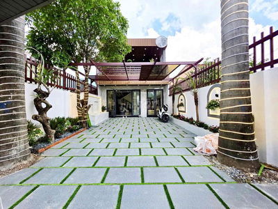BIỆT THỰ VƯỜN FULL NỘI THẤT, 2 TẦNG, 140M2, HẺM Ô TÔ , GIÁ HƠN 8 TỶ