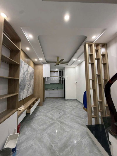 cho thuê nhà 5 tầng gần cầu trắng, hà đông 11.5 tr