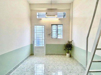 Căn Gác Cao - Full Nọii Thất Cạnh KCX Tân Thuận , Quận 4, Quận 1