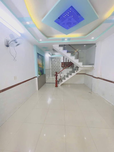 Cho thuê nhà mới HXH đường Lê Văn Thọ, phường 16