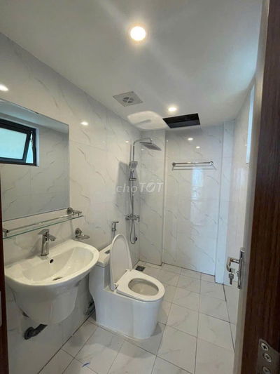 Cho thuê gấp lâu dài căn hộ 82m, tầng hai ba, 13tr/th Trần Thủ Độ, HM