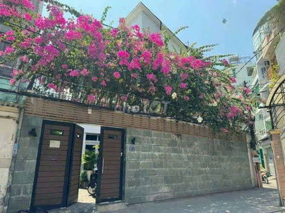 VILLA 14M NGANG ĐƯỜNG LÊ VĂN SỸ QUẬN 3