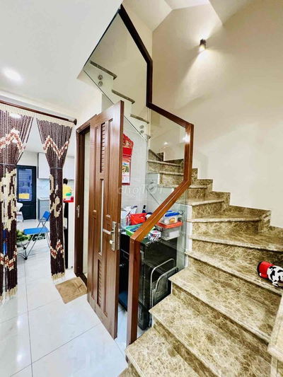 BÁN NHÀ ĐẸP 5 TẦNG QUẬN 1 - HXH - 43M2 - 6PN - SỔ A4 - GIÁ 8.5 TỶ