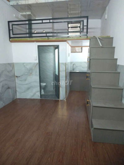 Cho thuê phòng mới xây có gác, kệ bếp gần ĐH Công Nghiệp, p5, Gò Vấp