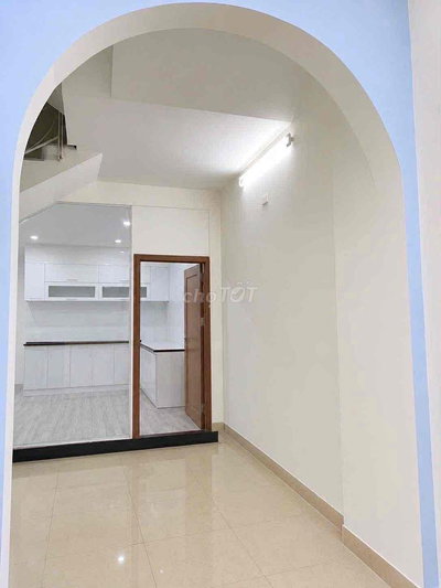 Cho Thuê Nhà 4 Tầng MT Cao Sơn Pháo Đoạn Gần Bến Xe