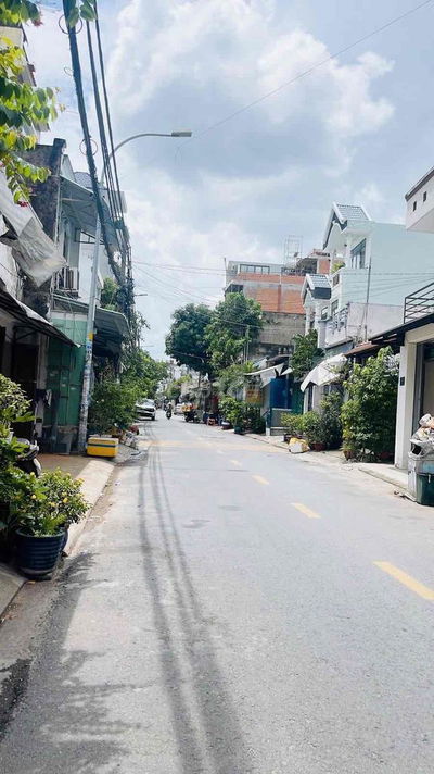 Bán nhà mặt tiền gần Aeon Tân Phú,4.1x15m, 2 tầng. Chỉ 7,2 tỷ