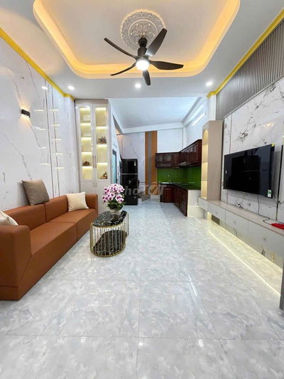 Nhỉnh 5tỷ xíu gia đình trẻ hẻm sạch sẽ 2tầng full nội thất 2PN