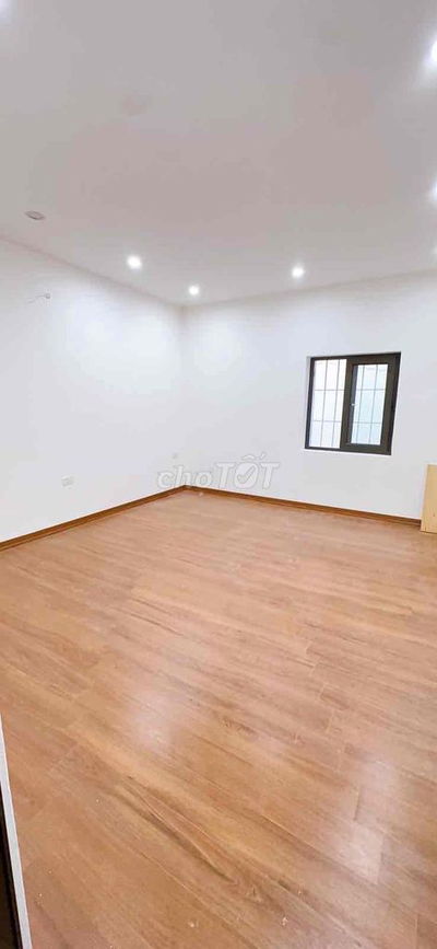 Bán tập thể Cầu Giấy. 120m2, 3n, 2vs. Giá 4.15 tỷ