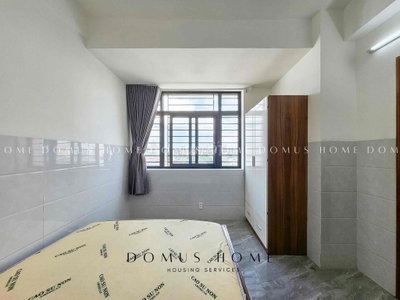 Studio cửa sổ lớn giá giảm cho khách thiện chí