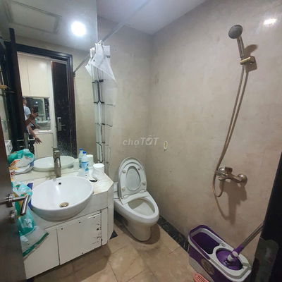 Cho thuê chung cư Hòa Bình 2-3pn full đồ giá rẻ