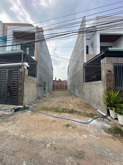 Bán lại lô đất thổ cư sổ riêng xát ngay Biên Hoà