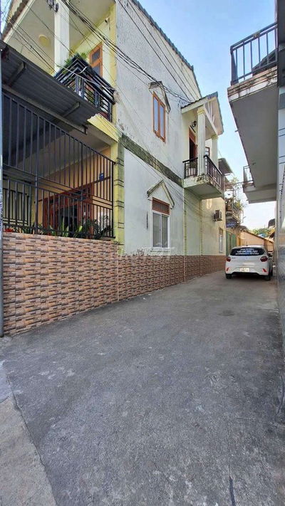 Nhà cho thuê 2,5tr gần chợ bửu hòa