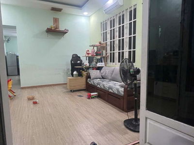 Cần bán gấp nhà  cấp 4 P ĐHT Q12 DT 4, 5 x12 nhà mới có sổ