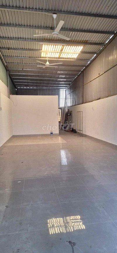 Bán nhà cấp 4 MT Hoàng Thị Loan Đường 25m Lề 7m5 Sát Lý Thái Tông