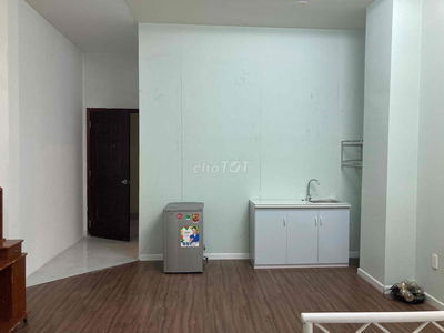 phòng đầy đủ nội thất gần Bv Chợ rẫy , Flemington, Đấm sen thuê
