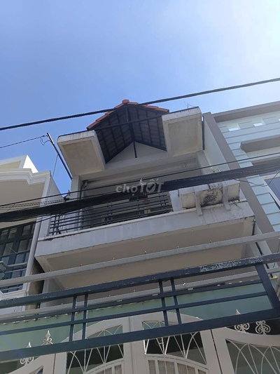 cho thuê nhà đường 8m bàu. cát p14 TB 4 x25 lửng lầu. St