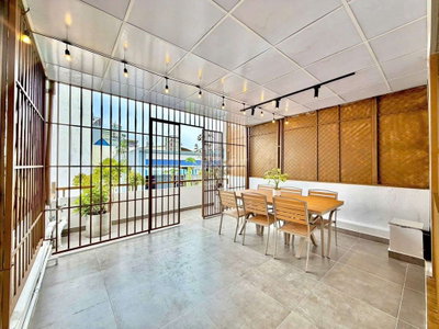 Giáp Phan Xích Long_ 4 Tầng _ DT 50m²_Sân Thượng_ Full Nội Thất