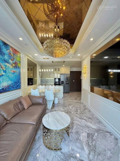 Giỏ hàng chung cư Quận 4 T8/2025 Studio 12-15tr, 1-2PN 15-23tr, 3PN chỉ từ 20tr diện tích 40-107m2