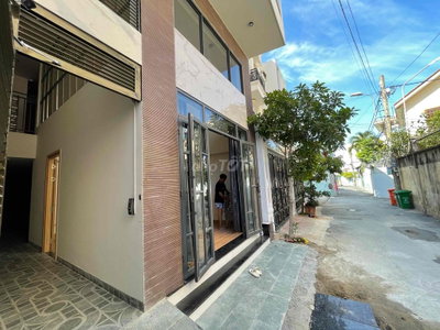 Còn 1 căn full nội thất gần Vincom Thủ Đức