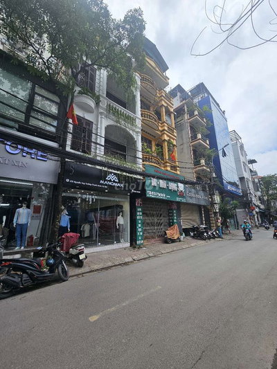 Chính chủ cho thuê nhà mặt phố Nguyễn Huy Tưởng giá 18 triệu