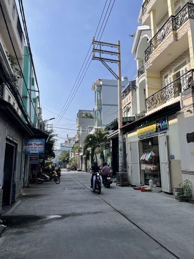 Nhà 4PN, hẻm 8m thông, 4x17, cách Hoà Bình chỉ 5p,giáp Tân Phú, Q11.