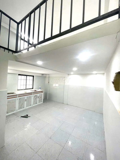 Nhà Định Hòa , lầu 4 bao sổ hồng: 470 triệu, toàn quốc mua được