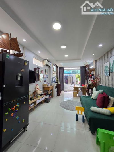 BÁN NHÀ HẬU GIANG QUẬN 6 - 5TẦNG BTCT-DTXD 160m2 6₫1