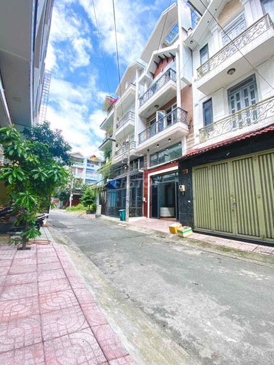 NHÀ KHU ĐỒNG BỘ 5x12,5m, 5 TẦNG, HẺM 8m PHẠM VĂN CHIÊU. P14 GV