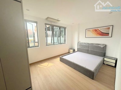Rẻ hơn thị trường 30% Cần bán gấp nhà Phố Hà Trì - Bà Triệu - gần công viên  chỉ hơn 8  ỉ
