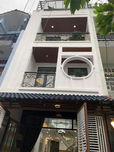 Nhà Mới HXH Khu K300_DT: 3.4 x 13.5m, CN: 45m2, 4 tầng, giá 8.2 tỷ LT