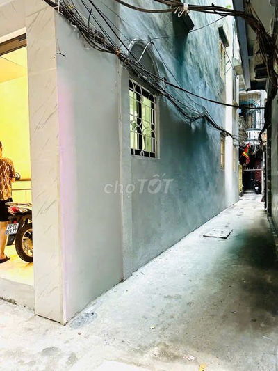 Bán nhà Tôn Thất Tùng, nhà đẹp, ở ngay, 39m2, 9.6 tỷ