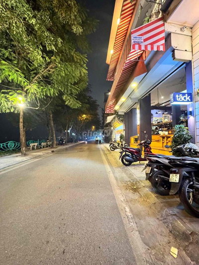 CẦN TIỀN BÁN GẤP NHÀ PHỐ NHẬT CHIÊU VỆ HỒ 60M 5 TẦNG OTO 10M VIEW HỒ