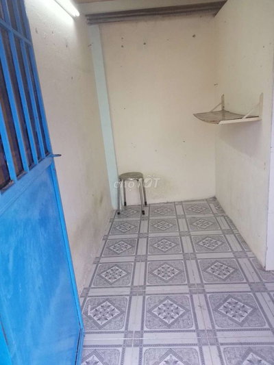 Trống phòng có gác tại ngã 4 bốn xã