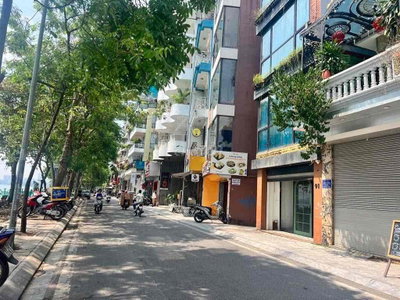 BÁN NHÀ LẠC LONG QUÂN NHẬT CHIÊU TÂY HỒ 60M2 NHÀ 5TẦNG 3NGỦ Ở LUÔN OTO