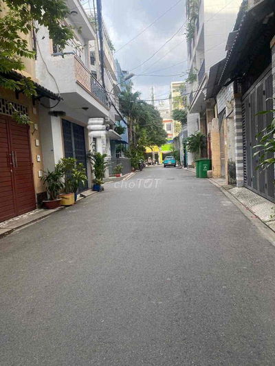 Bán nhà khu K300 Cộng Hoà, 68m2(4.5x15), 4 tầng,hẻm 8m,Giá:nhỉnh 14tỷ
