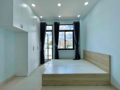 CĂN HỘ STUDIO BAN CÔNG CỬA SỔ FULL NỘI THẤT NGAY CÔNG VIÊN GIA ĐỊNH