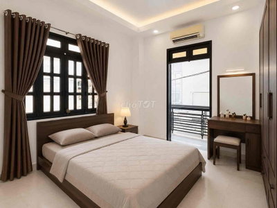 🔥NGAY KHU PHAN XÍCH LONG – KẾ MẶT TIỀN KINH DOANH - 3TẦNG - 30M2 - NHỈ