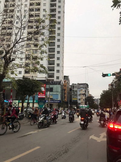 Bạn e bán nhà 5T thang máy – ô tô đỗ cửa ,Nguyễn Viết Xuân,HĐ chỉ 8 tỷ