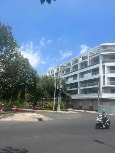 Bán Nhà 5 x 17. Khu Bình Phú Q6