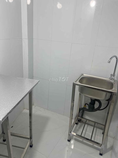 Phòng mới, tàng trệt, an ninh